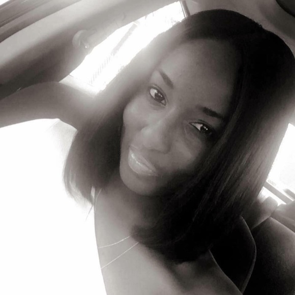 Meet your Posher, Gabbrielle - Picture 1 of 1